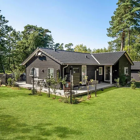 Holiday home Gorgeous In With Sauna *