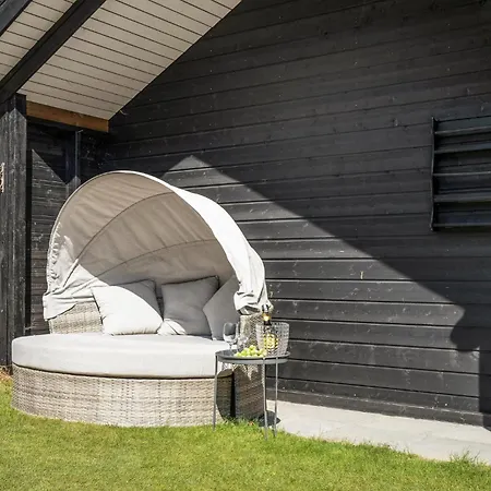 Gorgeous In With Sauna Holiday home Hojby